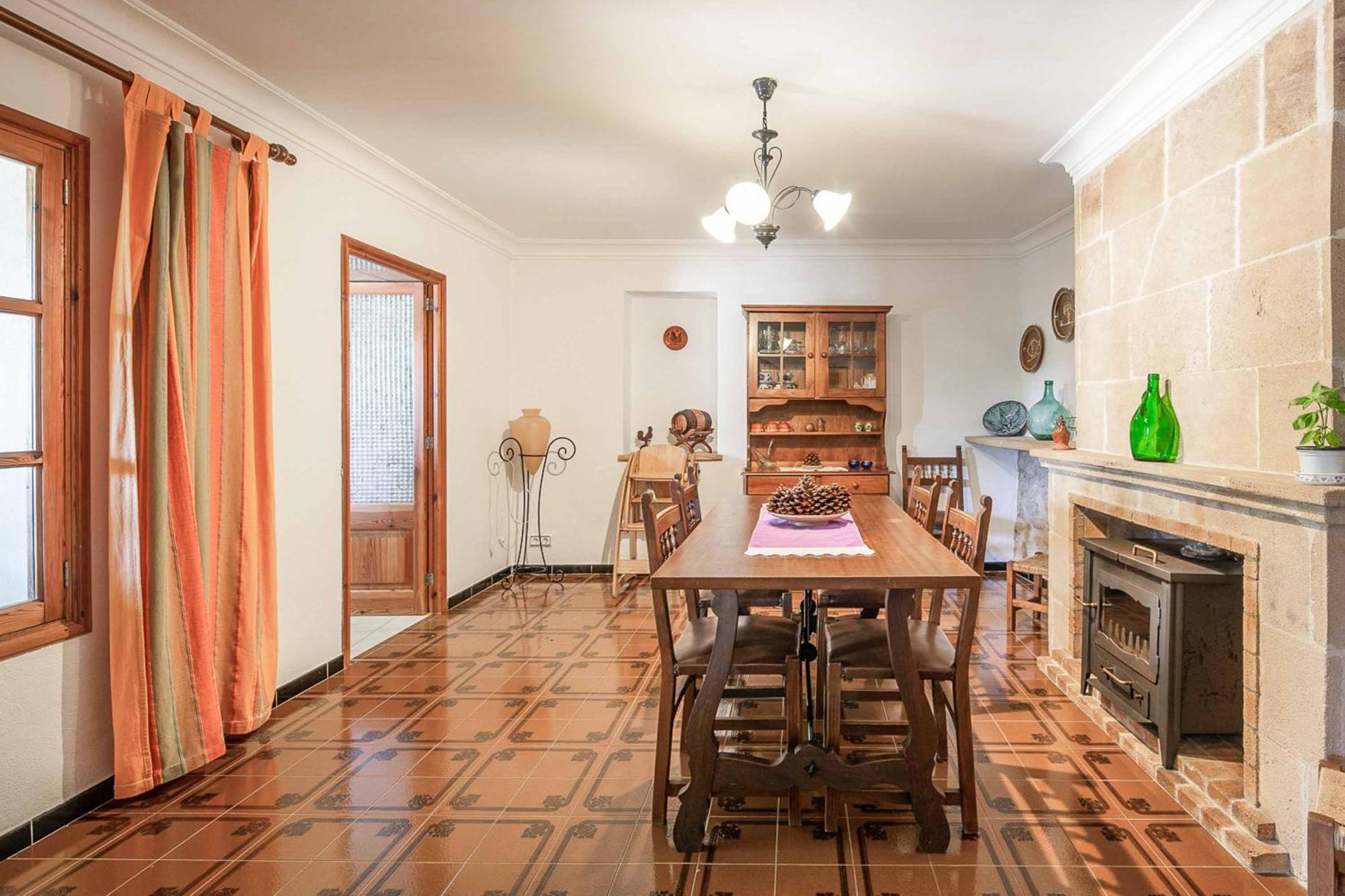 Villa Miquel