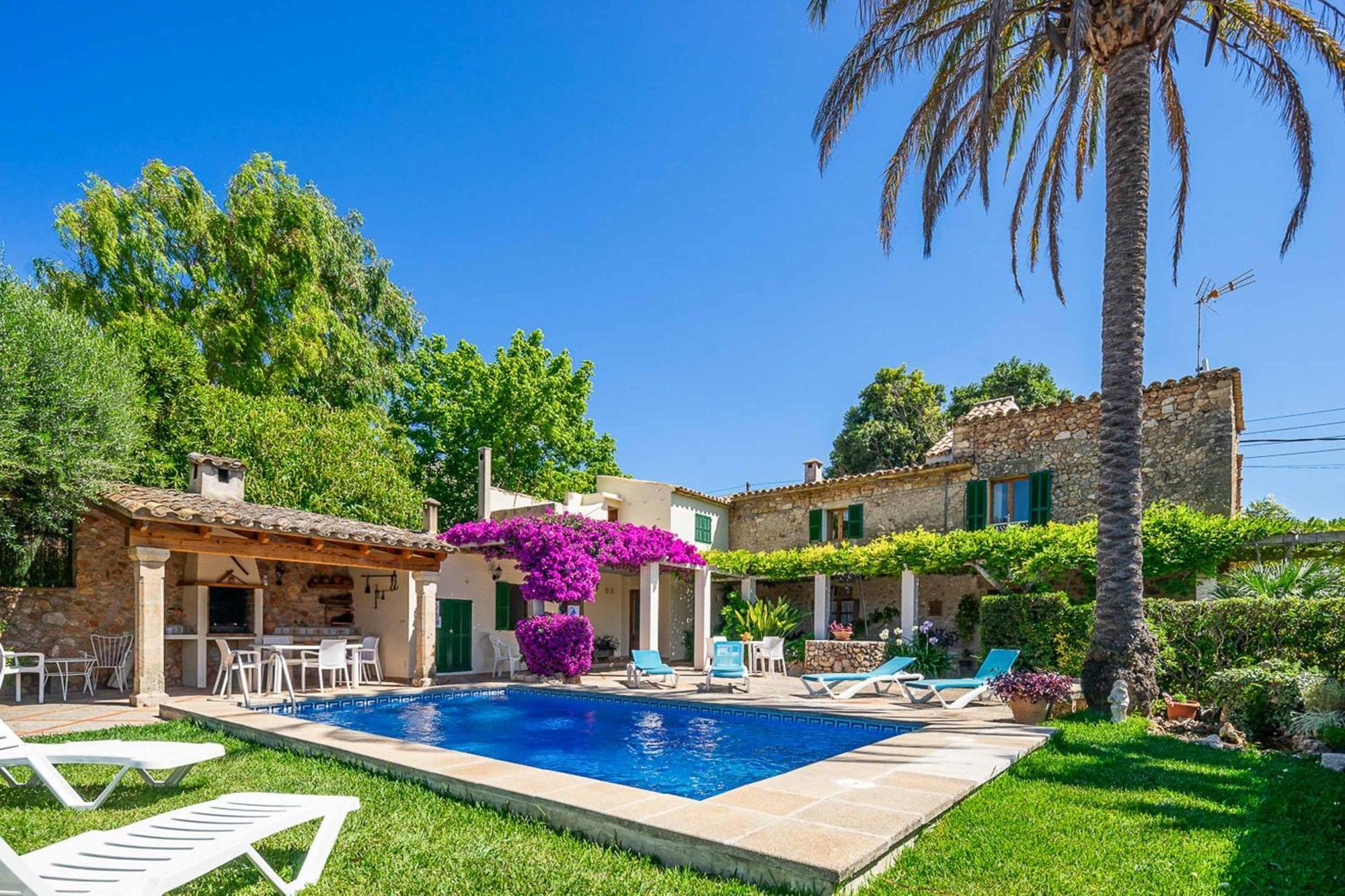 Villa Miquel